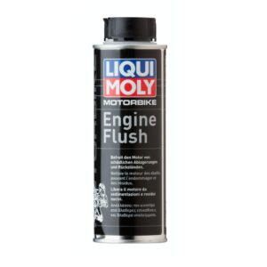 Essentials: Motorolie flush voor grondige reiniging en bescherming van oliesysteem en -kanalen 4T-motoren (carburateur / injectie). Na gebruik motorolie aftappen.
