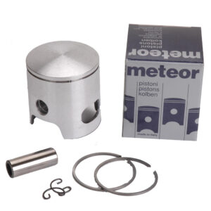 METEOR MP1491 - UN06045 IMI MALOSSI - MINARELLI PEN 10MM MET 1 ZUIGERVEER RALLY /? SCARABEO /? SONIC /? SR50 >`94 /? SR WWW /? BENELLI 491 /? K2 /? BETA ARK /? CHRONO /? EIKON AC  /? QUADRO /? TEMPO /? CPI HUSSAR /? OLIVER /?POPCORN /? MALAGUTI CENTRO -  F10 - F12 PHANTOM /? YESTERDAY /? MBK EVOLIS /? FLIPPER /? FORTE /? MACH /? OVETTO - YAMAHA  /? AXIS /? JOG /? NEO`S /? WHY /? VINO - ZEST - MINARELLI  HORIZONTAAL WATERKOELING MIN.HOR LC APRILIA AREA 51 /? GULLIVER /? RALLY LC /? SR RACING - SR50 LC /? SR50 STEALTH /? BENELLI 491 /? BETA ARK LC /? YCON LC /? MALAGUTI F12 PHANTOM  /? F15 FIREFOX  /? MBK NITRO /? ITALJET DRAGSTER LC /? YAMAHA AEROX /? JOG RR