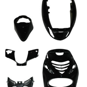 Beplatingsset glans zwart. Passend op Piaggio Zip